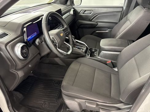 Used 2024 Chevrolet Colorado LT RWD image 27
