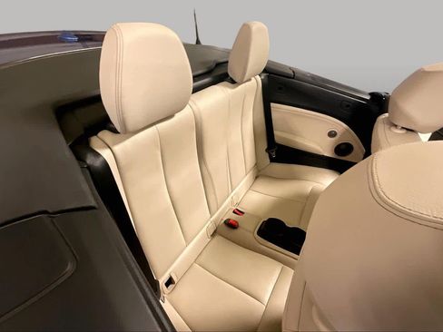 Used 2016 BMW M235i Convertible RWD image 16