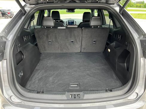 Certified 2024 Ford Edge ST-Line image 36