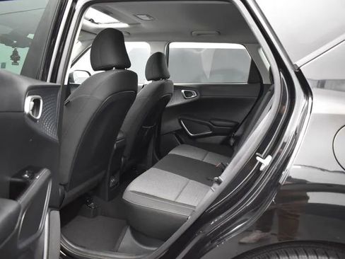 Used 2023 Kia Soul EX FWD image 15