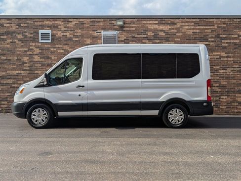 Used 2016 Ford Transit 350 XLT RWD image 7