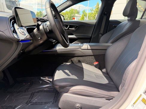 Used 2024 Mercedes-Benz E 350 4MATIC Sedan image 9