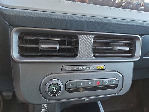 New 2026 Ford Maverick XL image 14