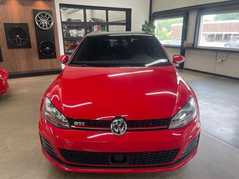Used 2017 Volkswagen GTI Autobahn FWD image 17