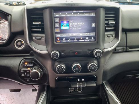 Used 2021 RAM 1500 Big Horn image 14