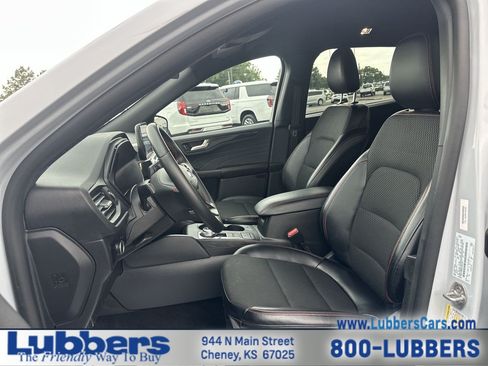 Used 2025 Ford Escape ST-Line FWD image 11