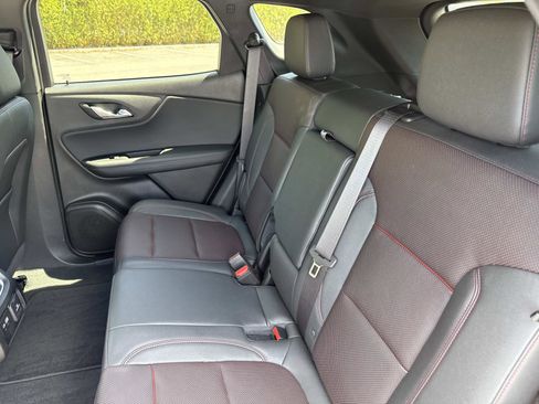 Used 2024 Chevrolet Blazer RS FWD image 11