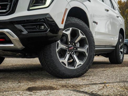 New 2026 GMC Yukon AT4 image 6