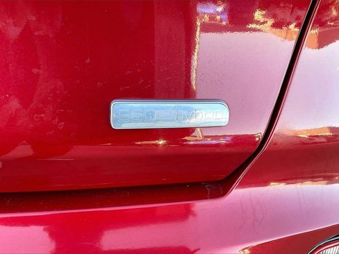 Used 2020 Kia Niro LXS image 8