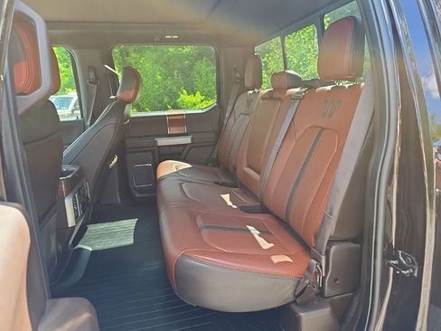 Used 2018 Ford F150 King Ranch w/ Equipment Group 601A Luxury AWD/4WD image 24