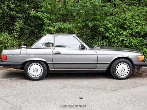 Used 1987 Mercedes-Benz 560 SL image 9