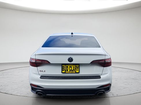 Used 2023 Volkswagen Jetta GLI Autobahn FWD image 4