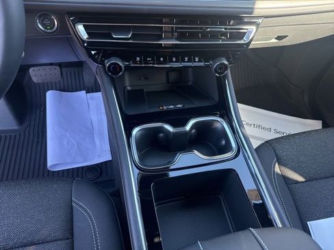 New 2026 Chevrolet Traverse LT w/ LPO, Floor Liner Package image 17