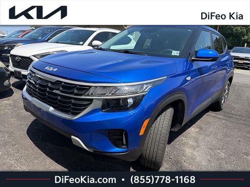 Certified 2024 Kia Seltos LX AWD/4WD image 1