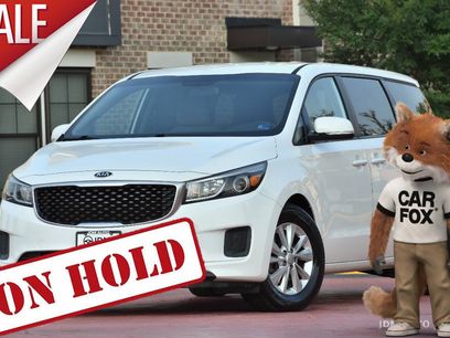 Used 2017 Kia Sedona LX