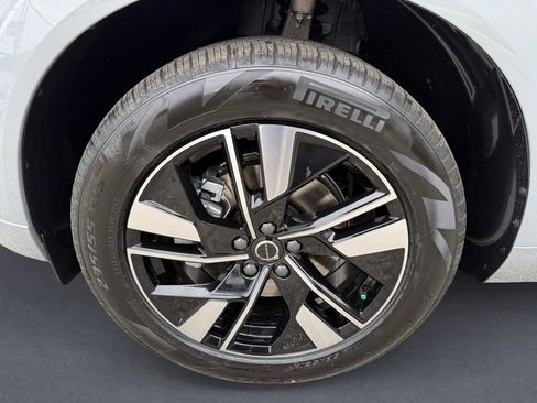 Used 2026 Volvo XC60 B5 Core w/ Climate Package AWD/4WD image 8