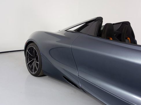 Used 2022 McLaren 720S Performance image 35