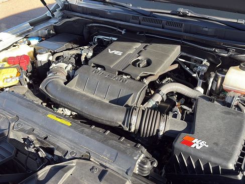 Used 2023 Nissan Frontier PRO-4X w/ Pro Convenience Package image 5