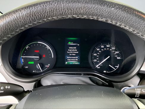 Used 2021 Toyota Sienna XLE FWD image 12