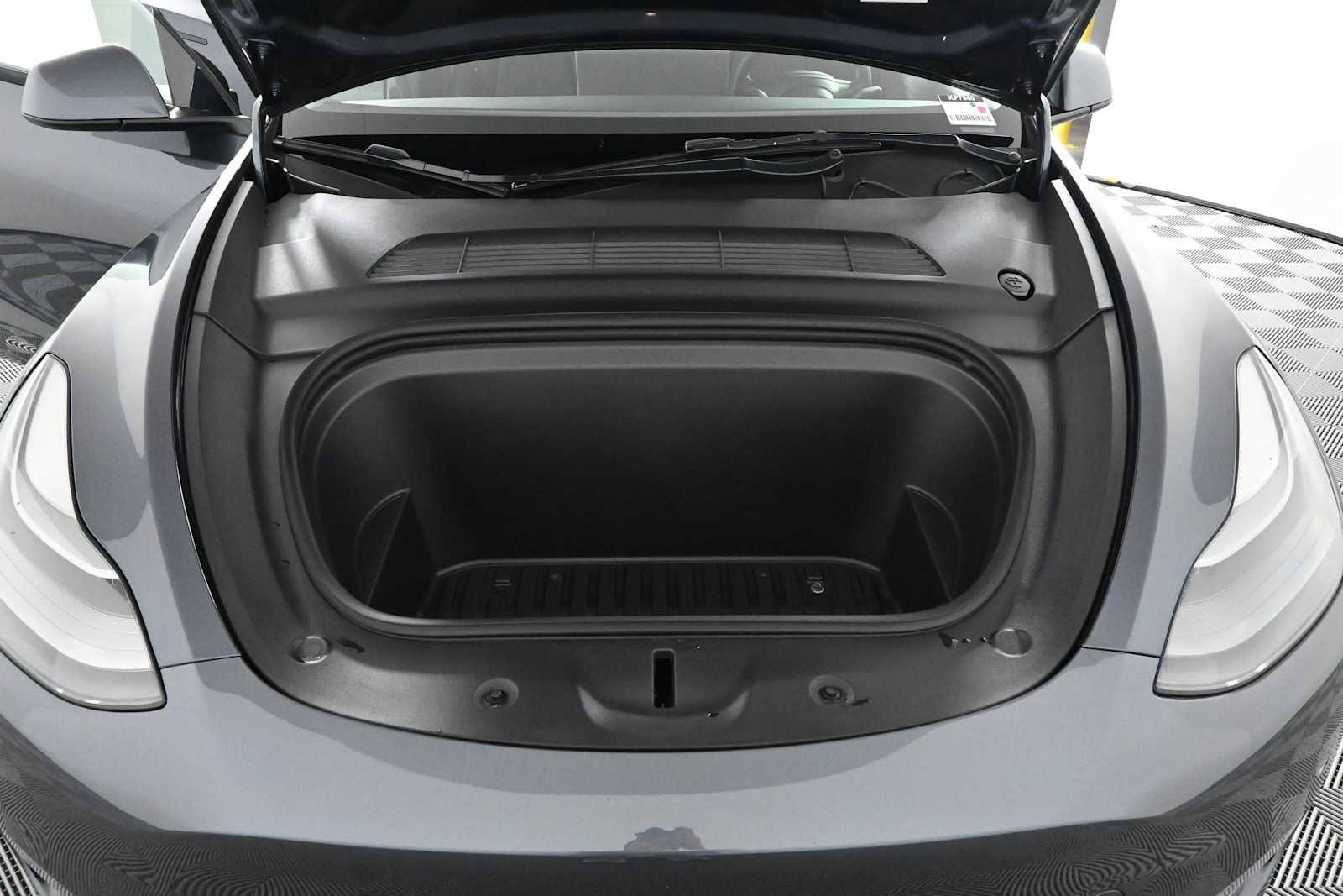 Used 2022 Tesla Model Y Performance AWD/4WD image 29