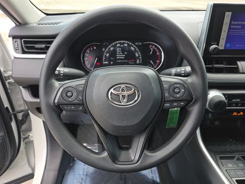 Used 2023 Toyota RAV4 LE FWD image 27