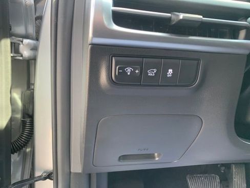 Used 2025 Hyundai Tucson SEL FWD image 13
