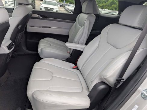 Used 2021 Hyundai Palisade SEL w/ Premium Package FWD image 17