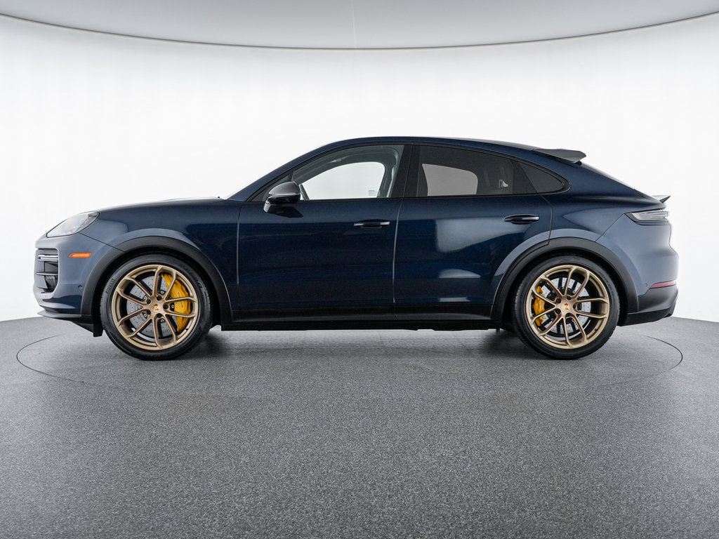 Used 2024 Porsche Cayenne Turbo GT AWD/4WD image 2
