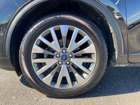 Used 2021 Ford Escape Titanium image 24