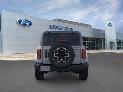 New 2026 Ford Bronco Outer Banks image 5