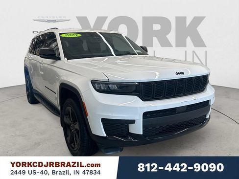 Used 2025 Jeep Grand Cherokee L Altitude AWD/4WD image 7