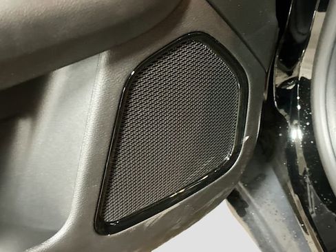 New 2026 Jeep Compass Limited image 19