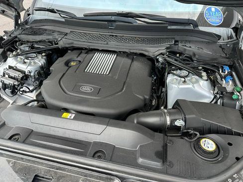 Used 2016 Land Rover Range Rover Sport SE AWD/4WD image 20