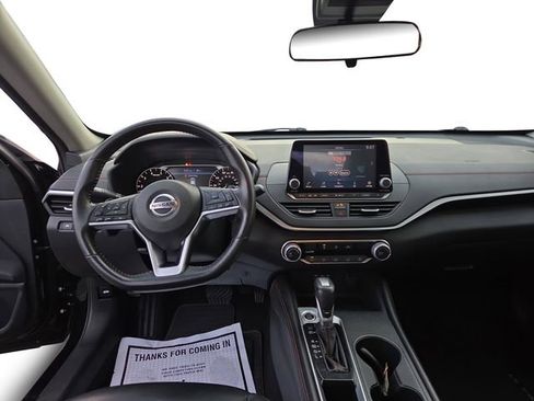 Used 2022 Nissan Altima 2.5 SR image 10