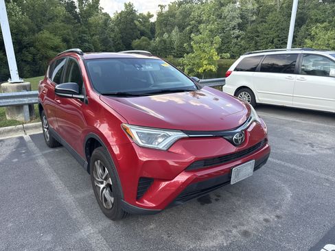 Used 2017 Toyota RAV4 LE w/ All Weather Liner Package AWD/4WD image 3