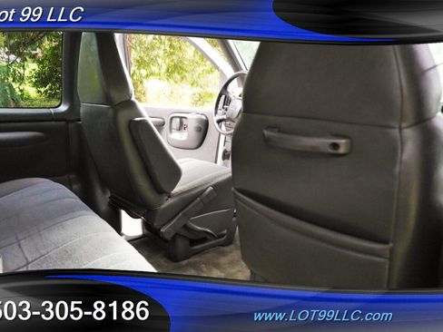 Used 2002 Chevrolet Express 3500 Extended Passenger w/ LS Preferred Equipment Group RWD image 15