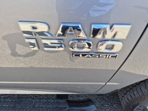 Used 2022 RAM 1500 Classic SLT w/ Trailer & Traction Group image 19