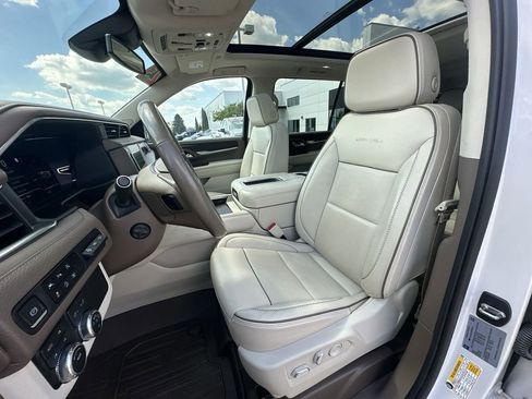 Certified 2023 GMC Yukon XL Denali image 21