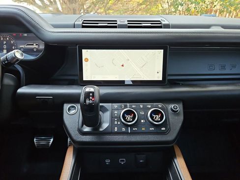 Used 2021 Land Rover Defender 110 X image 15