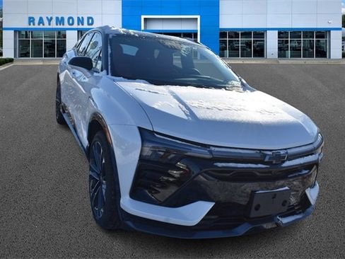 Certified 2025 Chevrolet Blazer EV SS w/ LPO, All-Weather Mat Package image 9