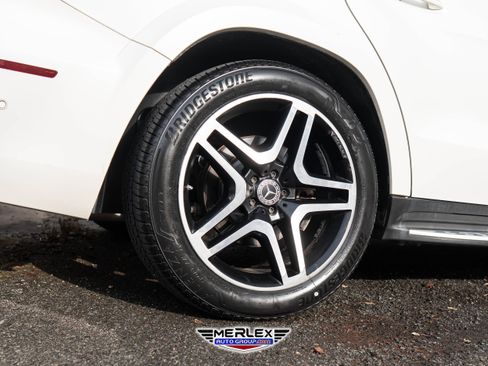 Used 2017 Mercedes-Benz GLS 550 4MATIC image 11