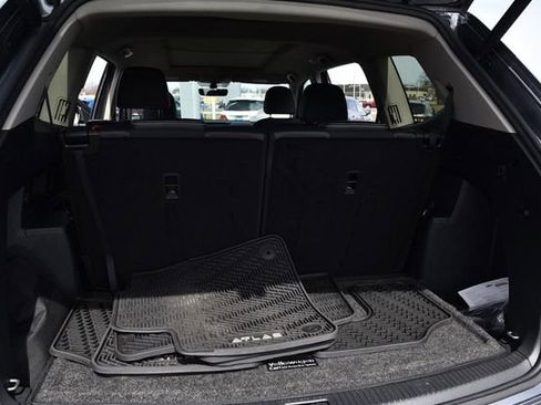 Used 2023 Volkswagen Atlas SE w/ Panoramic Sunroof Package image 26