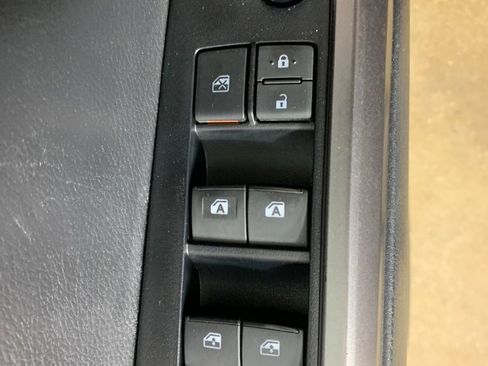 Used 2023 Toyota Tacoma SR5 image 16