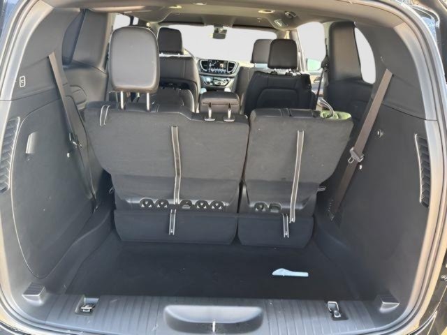 New 2026 Chrysler Pacifica Select w/ S Appearance Package AWD/4WD image 31