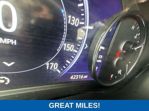 Used 2024 Buick Enclave Premium AWD/4WD image 30