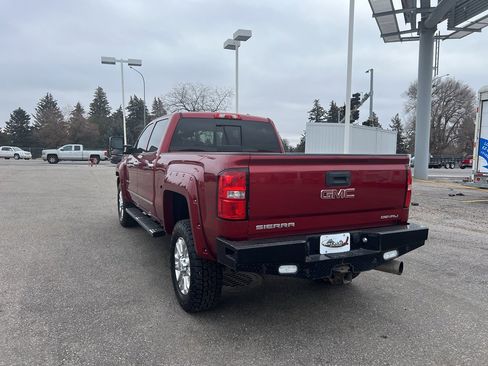 Used 2018 GMC Sierra 3500 Denali w/ Duramax Plus Package image 3