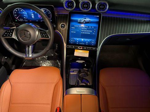 New 2026 Mercedes-Benz GLC 300 4MATIC image 12