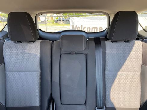 Used 2017 Ford Escape SE AWD/4WD image 28