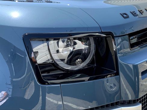 New 2025 Land Rover Defender 110 S image 15