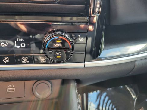 Certified 2023 Nissan Rogue SL w/ SL Premium Package AWD/4WD image 29